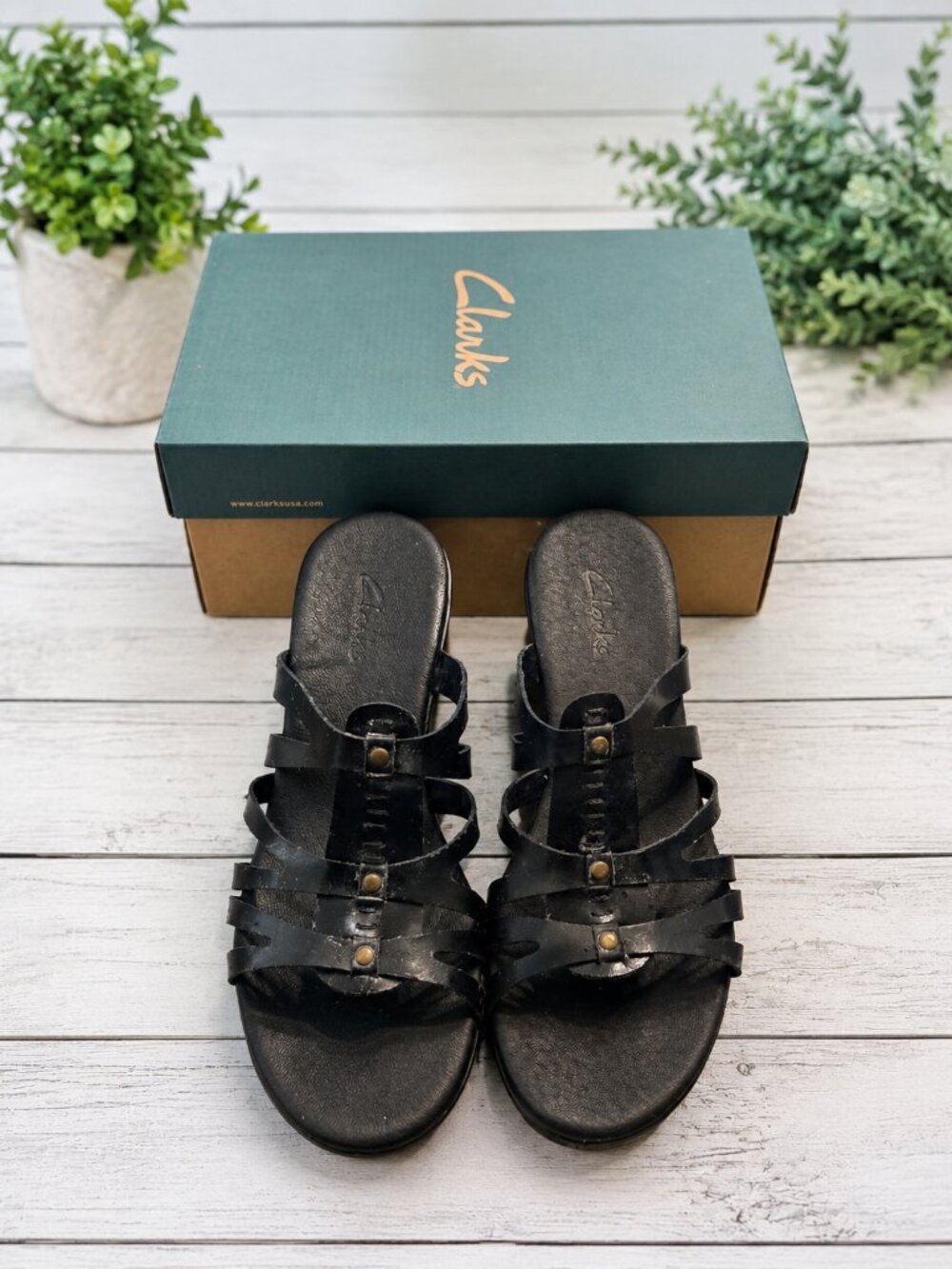 Clarks Women's Black Patent Leather Slide Sandals – New in Box